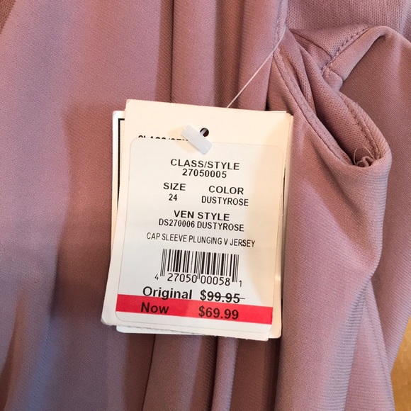 David’s Bridal Bridesmaid size 24 new - Picture 2 of 4